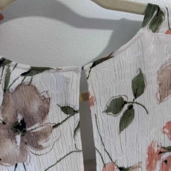 Reformation Floral V-Neck Romper - Picture 6 of 6